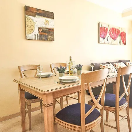 1 Bed In Lagos De Santa Maria, Elviria Apartment *