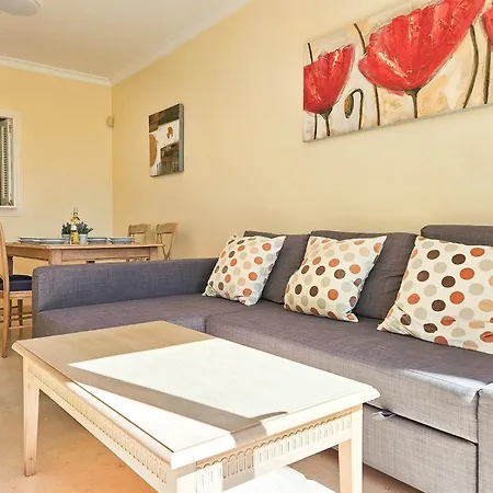 Apartment 1 Bed In Lagos De Santa Maria, Elviria